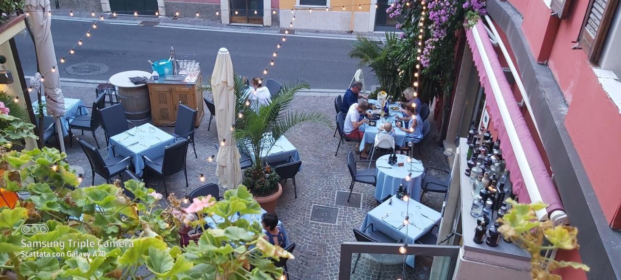 Hotel Danieli La Castellana Lago Di Garda Brenzone sul Garda Kültér fotó