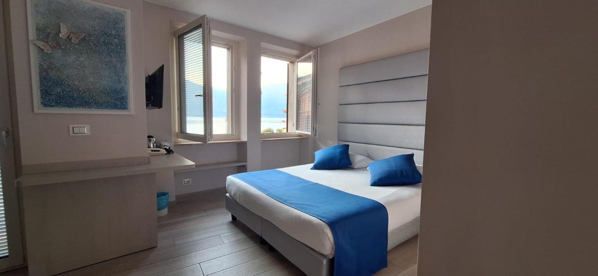 Hotel Danieli La Castellana Lago Di Garda Brenzone sul Garda Kültér fotó
