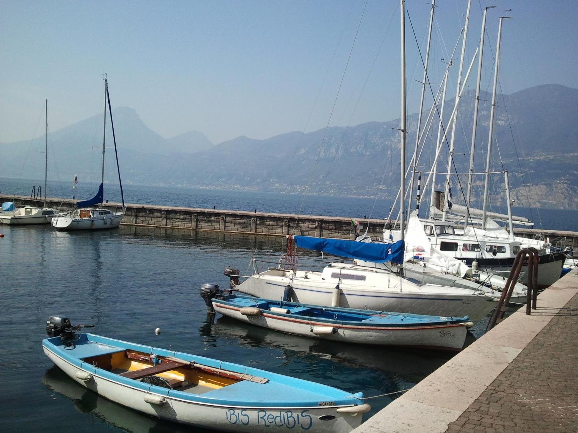Hotel Danieli La Castellana Lago Di Garda Brenzone sul Garda Kültér fotó